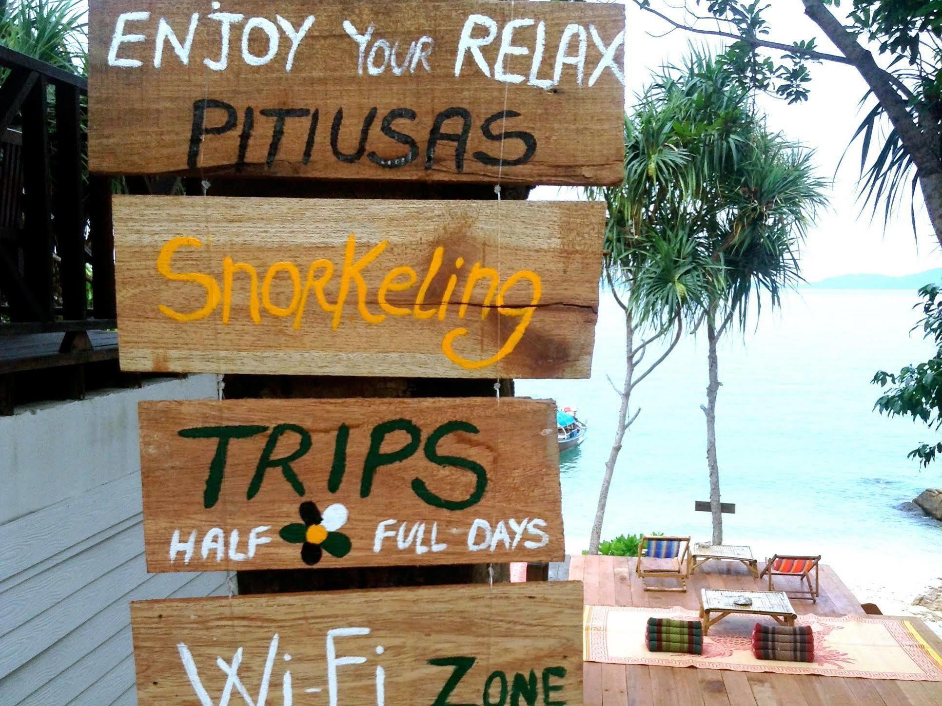 Pitiusas Beach Resort Koh Lipe Bagian luar foto